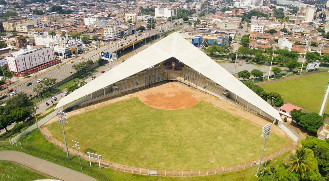 Diamante de Softbol - Simon Carbonell Twonsend.
