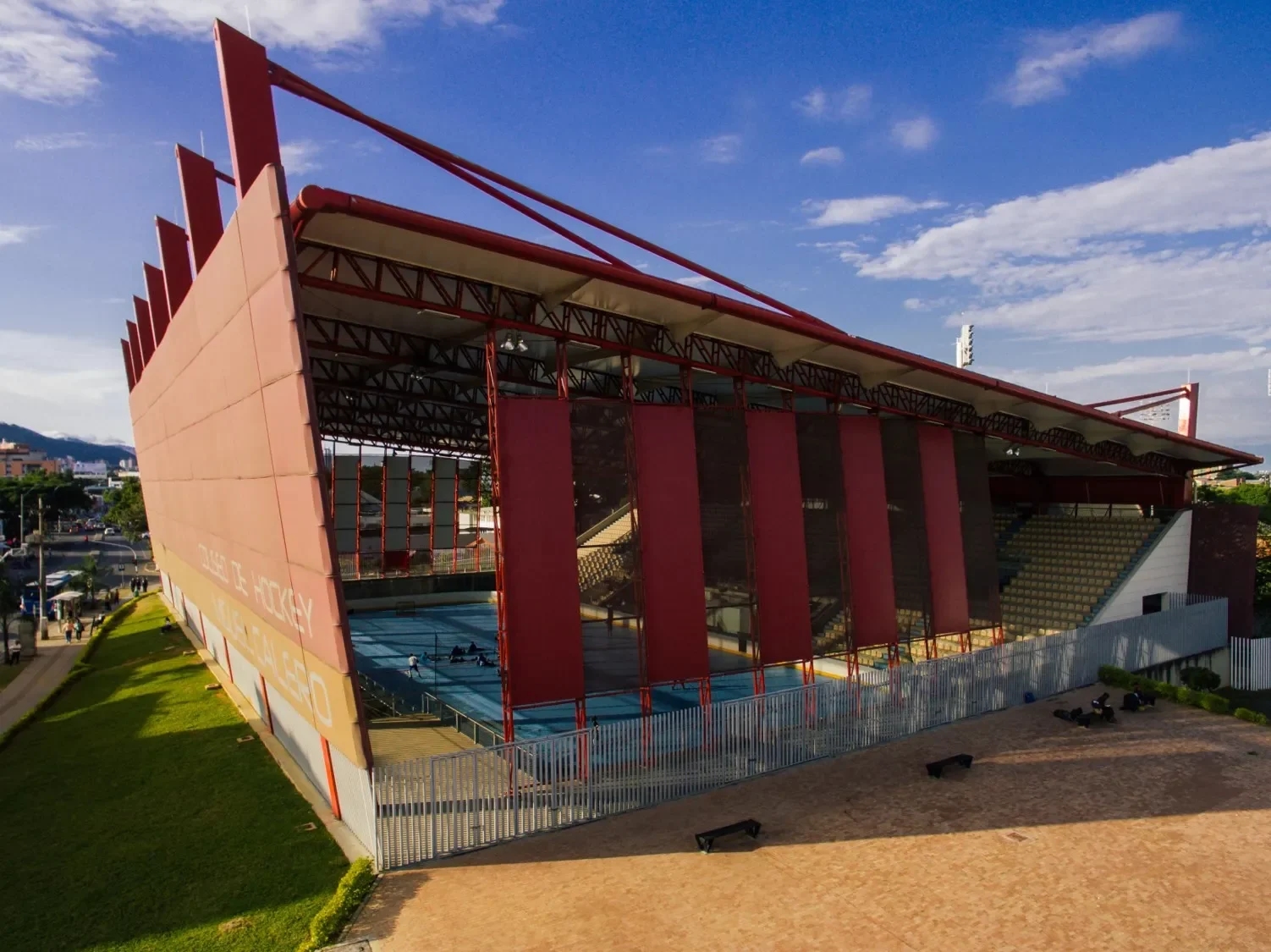 Coliseo de Hockey Miguel Calero.
